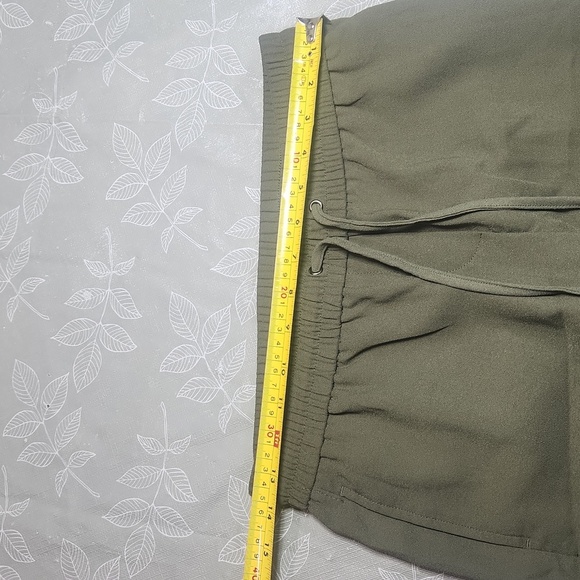 RW & CO Pants - Picture 10 of 10